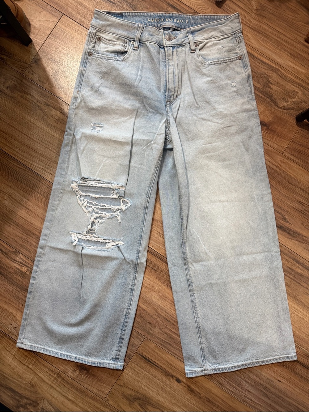 American Eagle Outfitters Light Blue Wide Leg Distressed Jeans